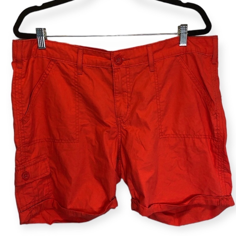 Levi's Signature Zipper Button Fly 100% Cotton Red Cargo Shorts misses Size 18